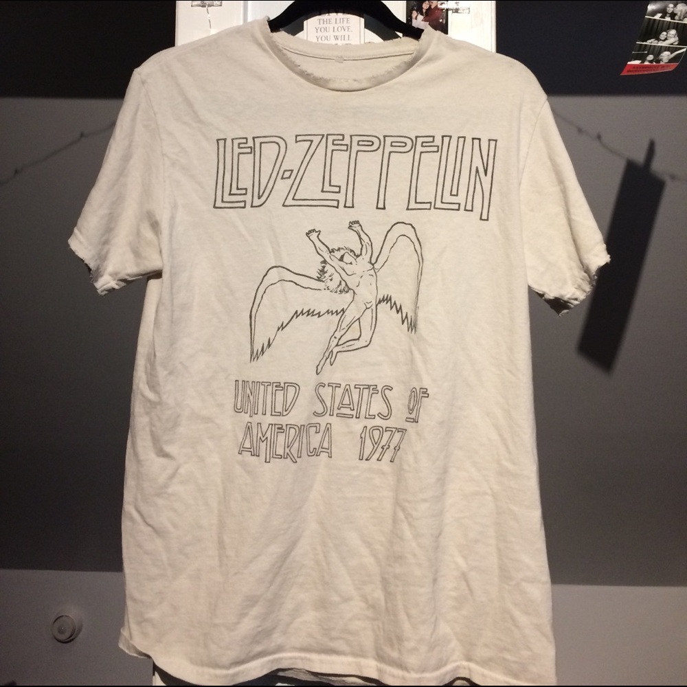 Brandy Melville band tee